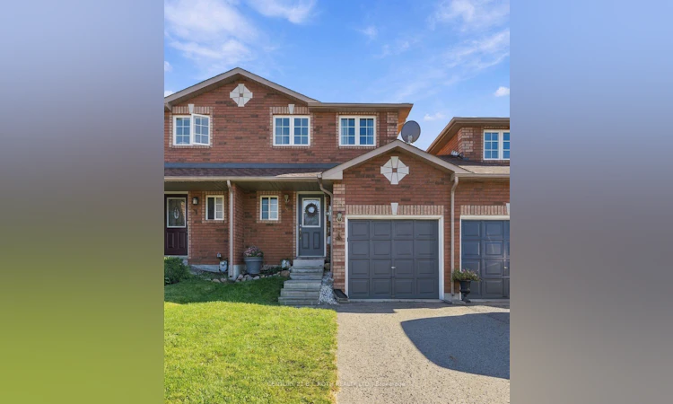 75 Courtney Crescent