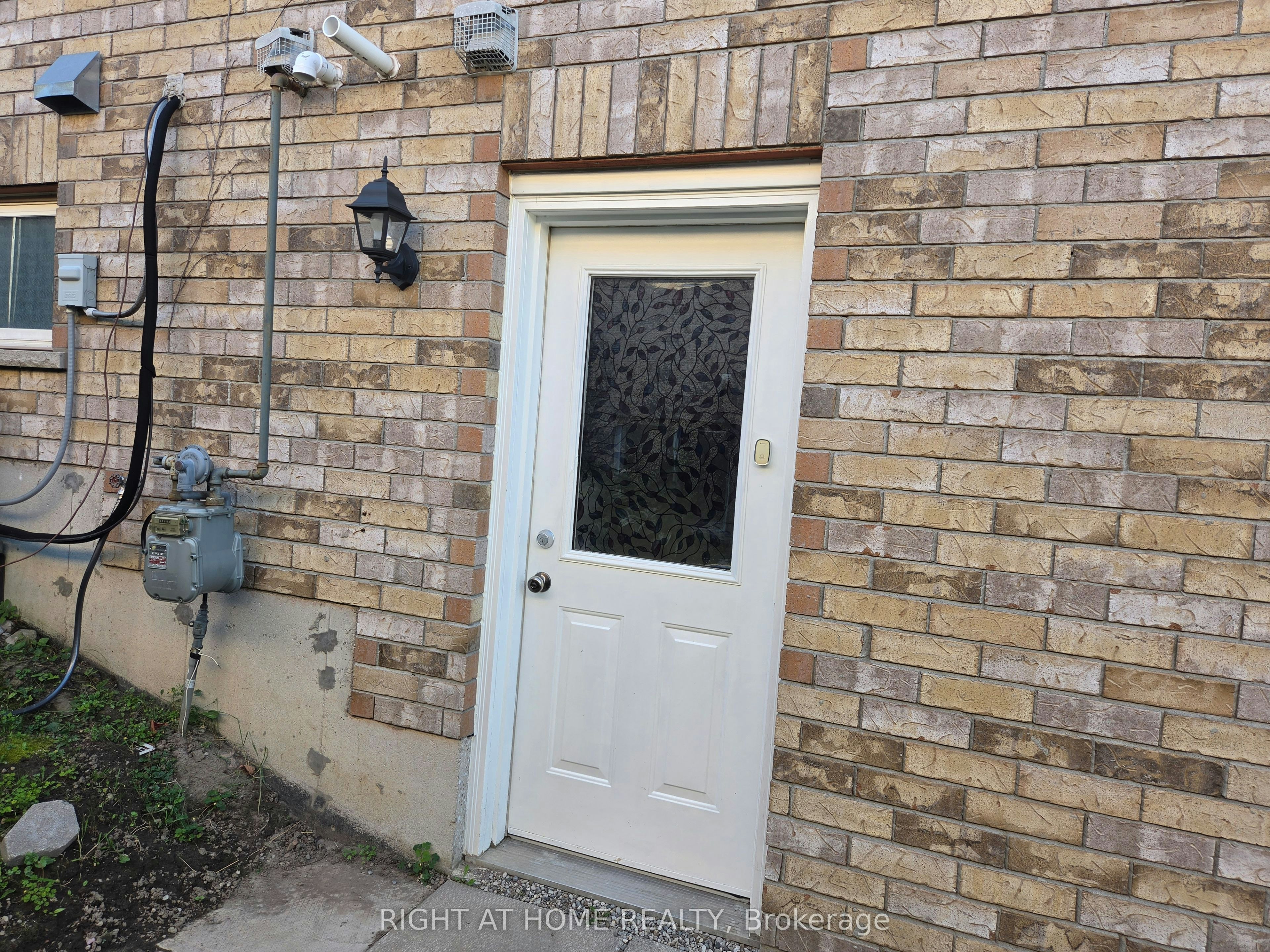 Lower-35 Forest Dale Drive, Barrie, ON, L4M 6M7 - 4