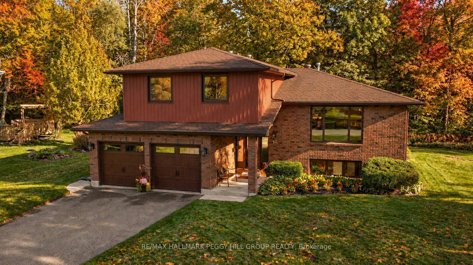 17 Holloway Lane, Springwater, ON, L9X 0M7