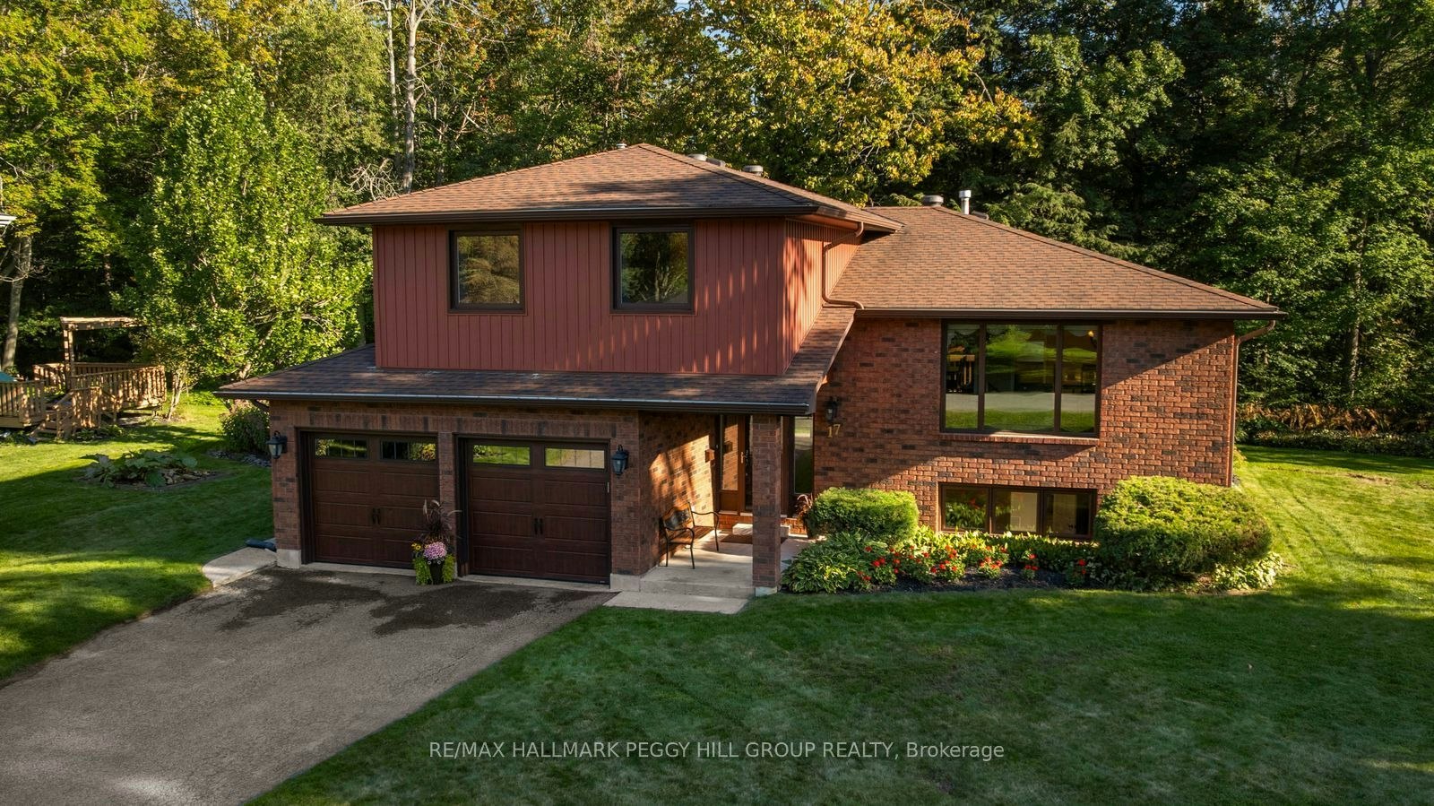 17 Holloway Lane, Springwater, ON, L9X 0M7