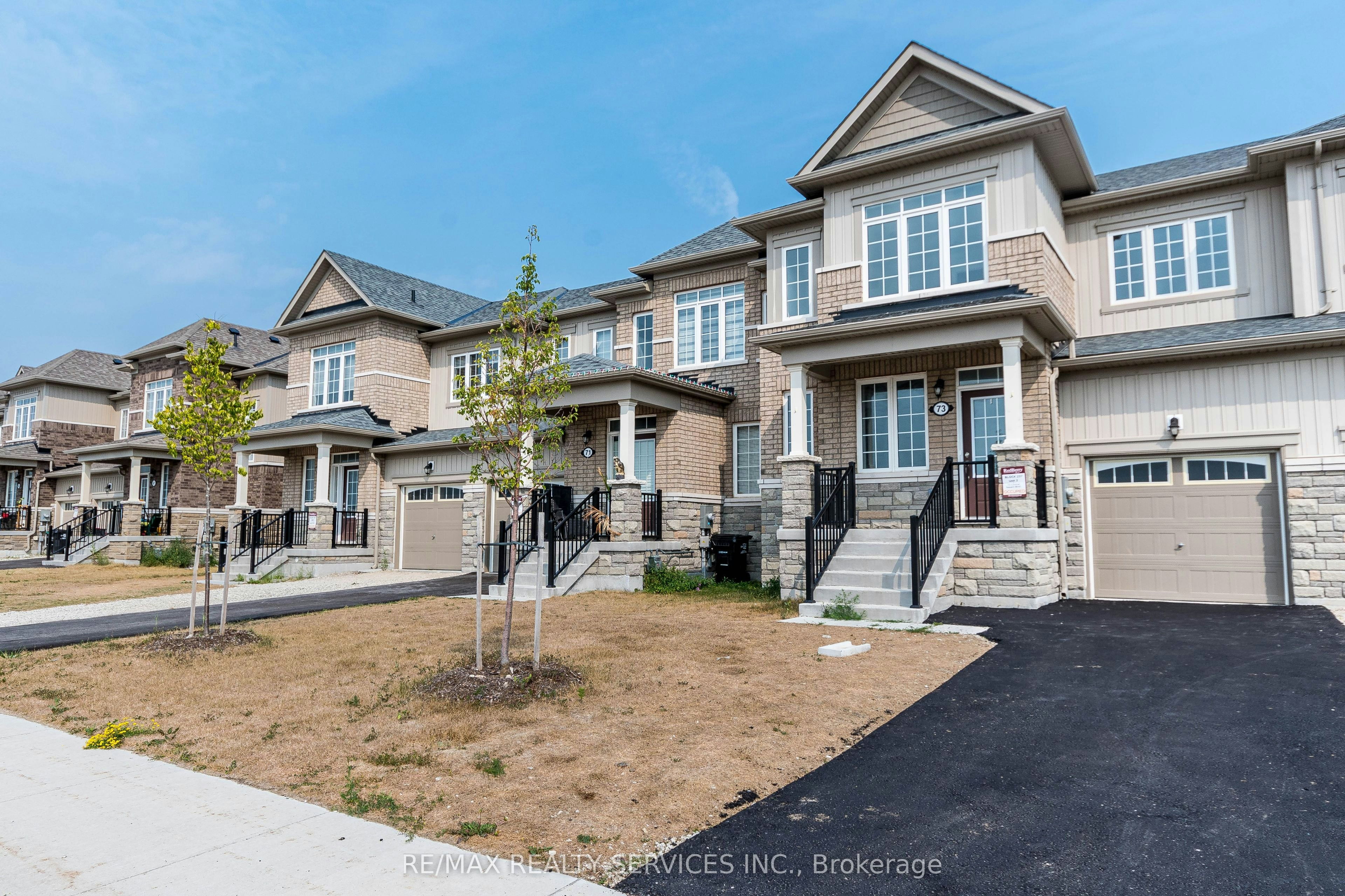 73 Central Square Boulevard, Wasaga Beach, ON, L9Z 0L9 - 2