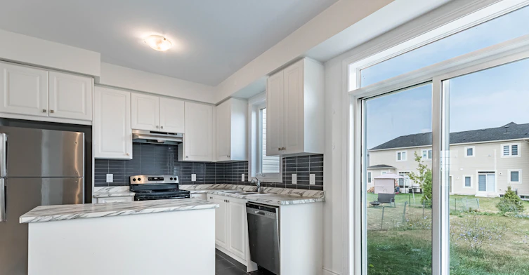 73 Central Square Boulevard, Wasaga Beach, ON, L9Z 0L9 - 10