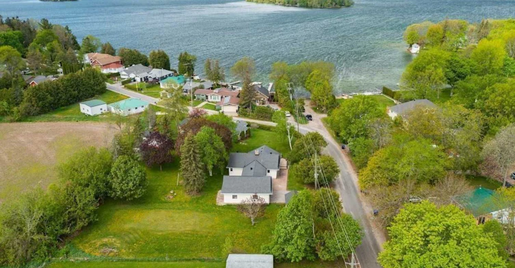 5565 Fawn Bay Road, Ramara, ON, L3V 6H6