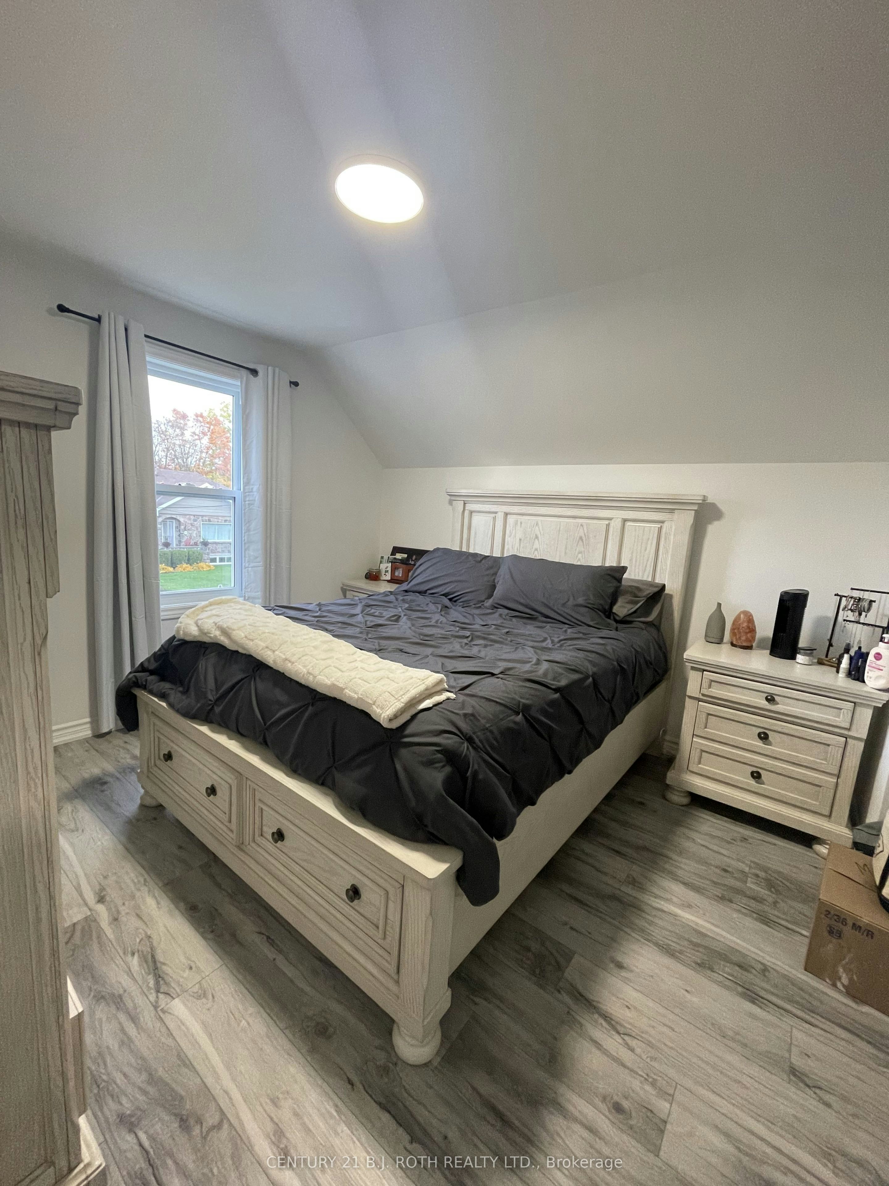 6 Stone Street, Springwater, ON, L0L 1P0 - 11