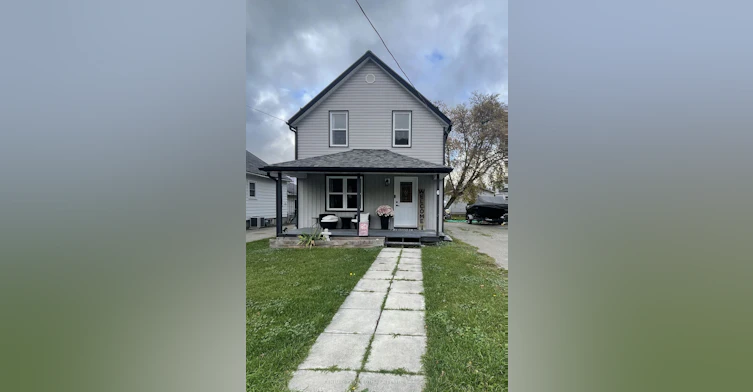 6 Stone Street, Springwater, ON, L0L 1P0 - 2