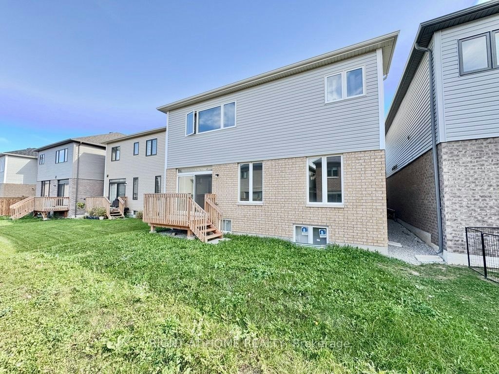 Main-16 Bannister Road, Barrie, ON, L9J 0L4 - 14