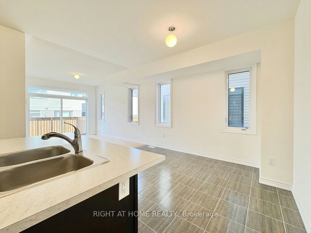 Main-16 Bannister Road, Barrie, ON, L9J 0L4 - 4