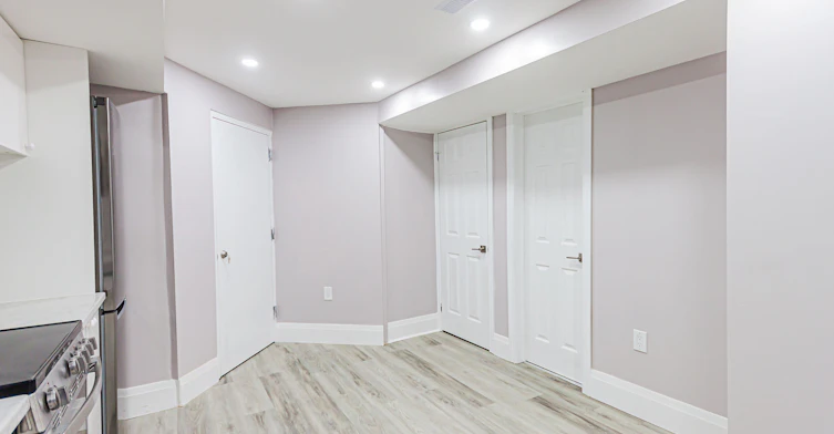 Lower-218 Ferndale Drive S, Barrie, ON, L4N 8J9 - 16