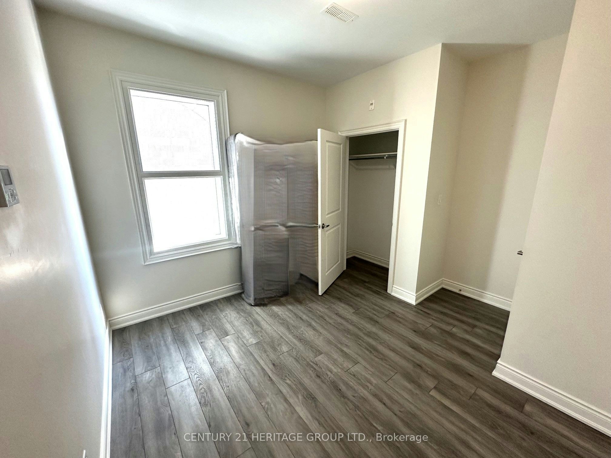 201-130 Dunlop Street E, Barrie, ON, L4M 1B1 - 10