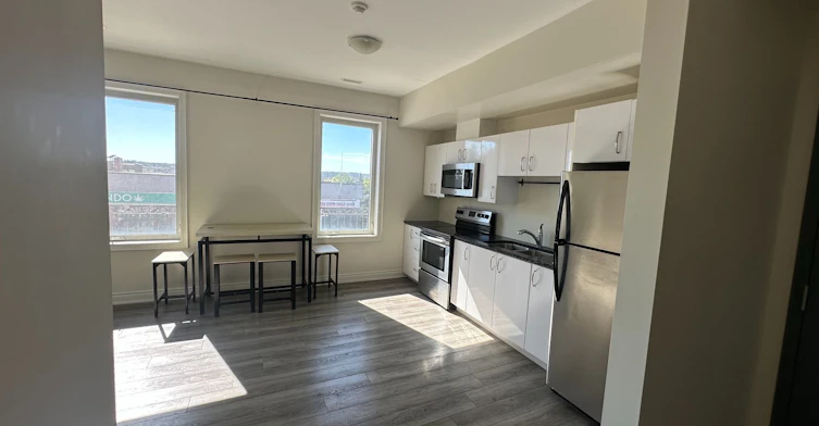 201-130 Dunlop Street E, Barrie, ON, L4M 1B1 - 4