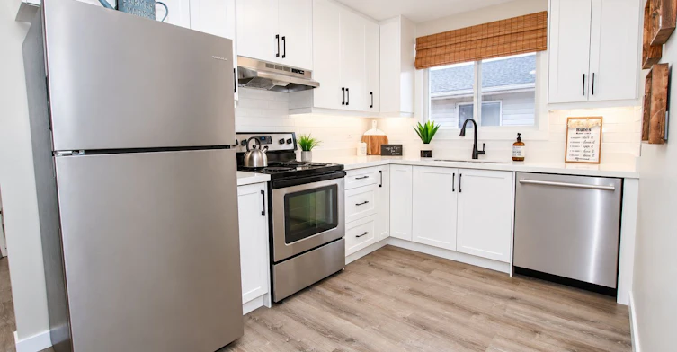 7 Bourgeois Beach Road, Tay, ON, L0K 2A0 - 4
