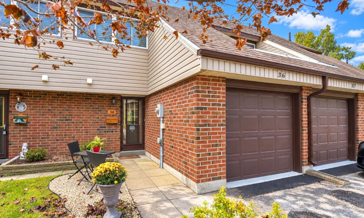 36-441 Barrie Road