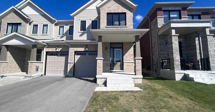 15 Milady Crescent, Barrie, ON, L9J 0X3