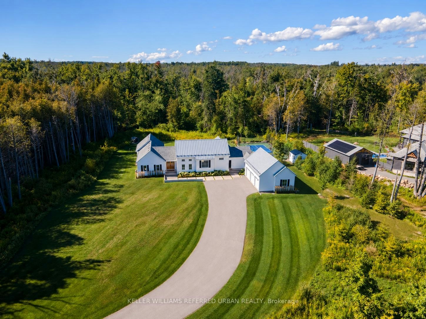 24 Windfield Drive W, Oro-Medonte, ON, L0L 2L0
