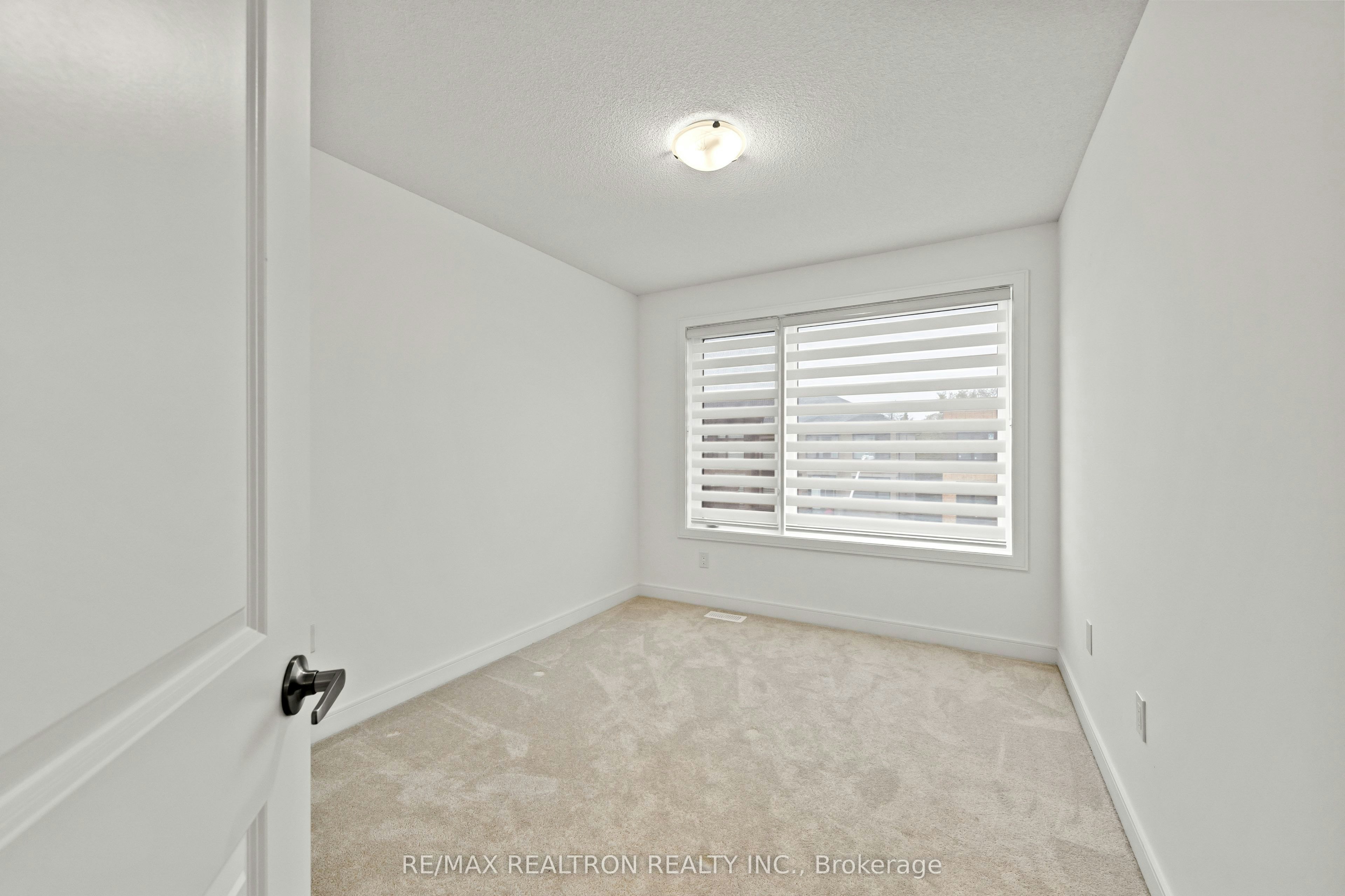 139 Blue Forest Crescent, Barrie, ON, L9J 0N5 - 17