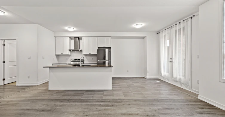 139 Blue Forest Crescent, Barrie, ON, L9J 0N5 - 4