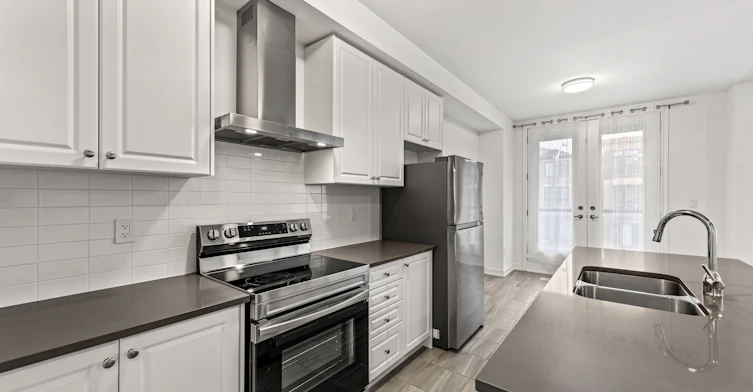 139 Blue Forest Crescent, Barrie, ON, L9J 0N5 - 3