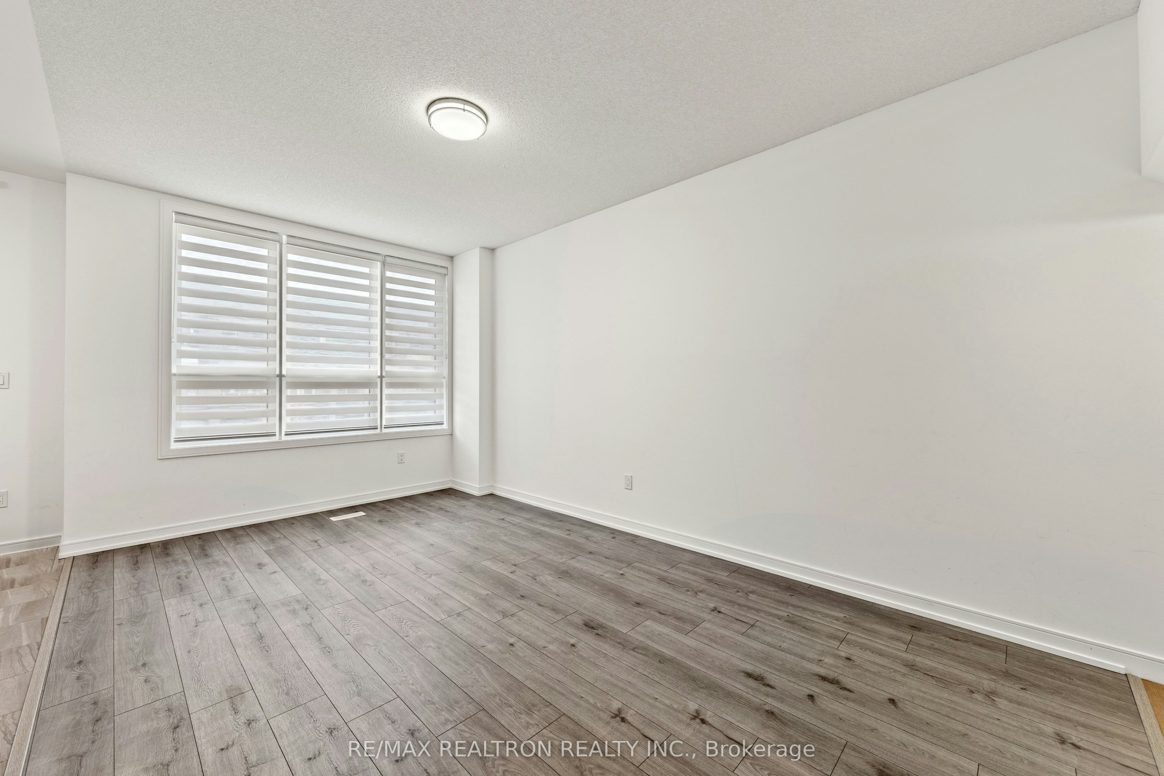 139 Blue Forest Crescent, Barrie, ON, L9J 0N5 - 9