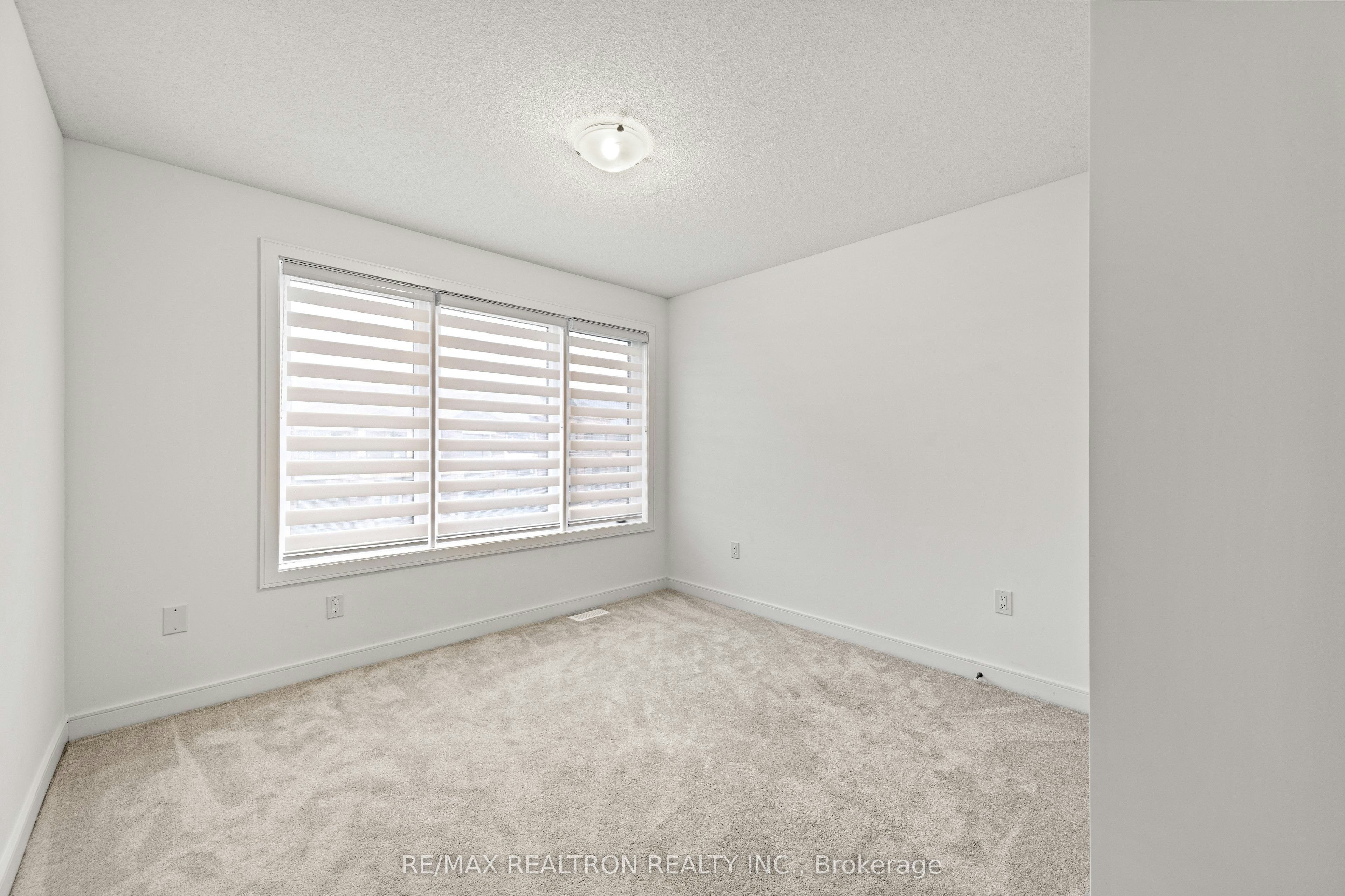 139 Blue Forest Crescent, Barrie, ON, L9J 0N5 - 19