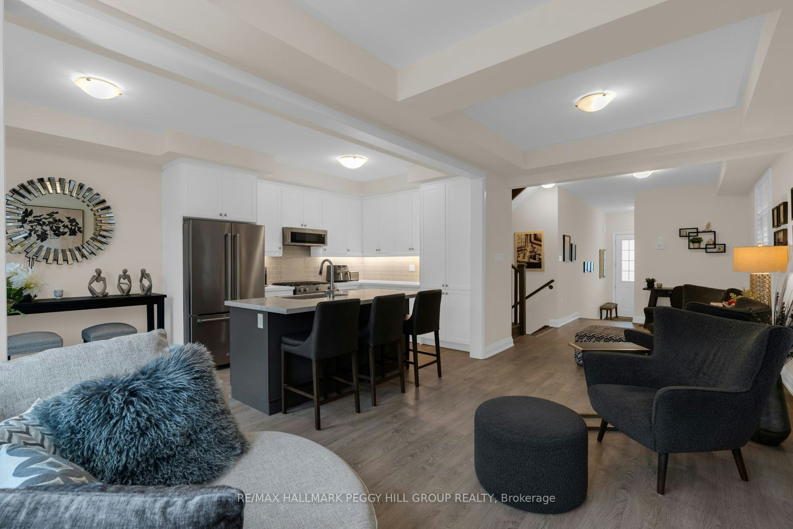16 Daffodil Road, Springwater, ON, L9X 2E3 - 2