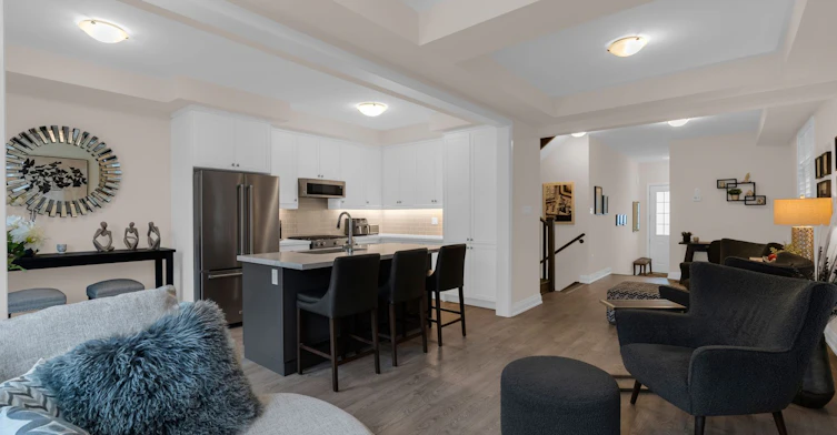 16 Daffodil Road, Springwater, ON, L9X 2E3 - 2