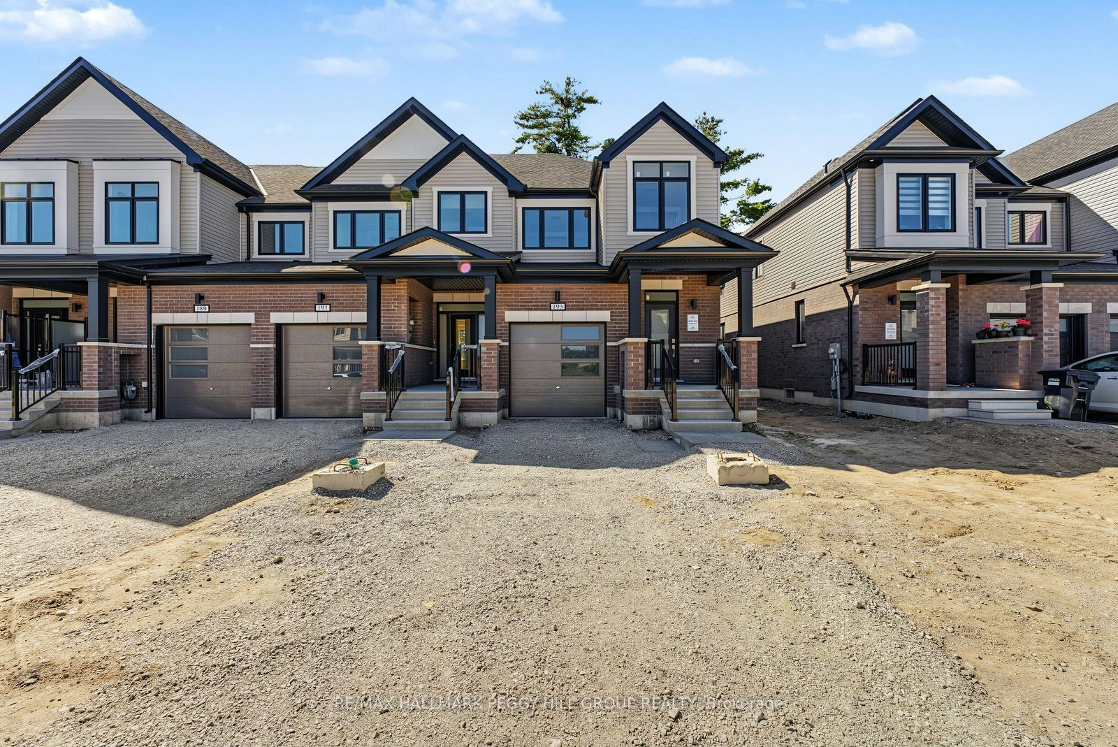 193 Durham Avenue, Barrie, ON, L9J 0Z5