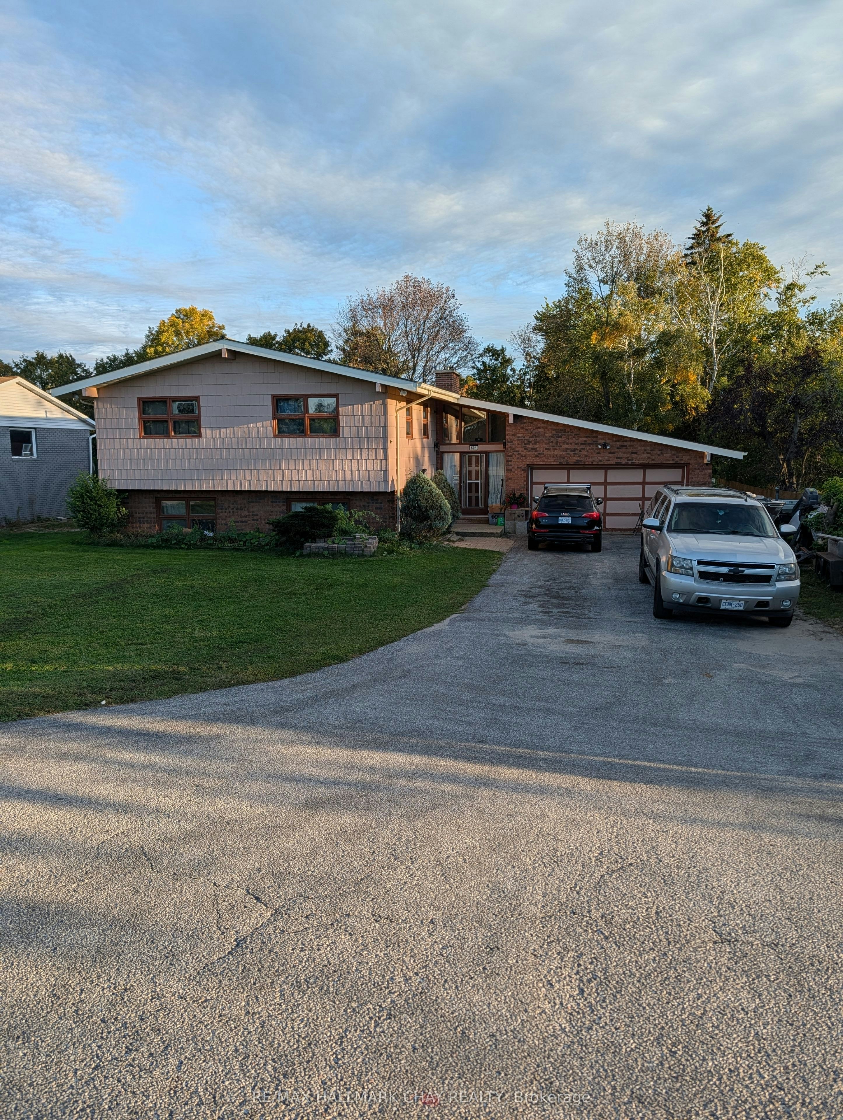 601 Big Bay Point Road, Barrie, ON, L4N 3Z9