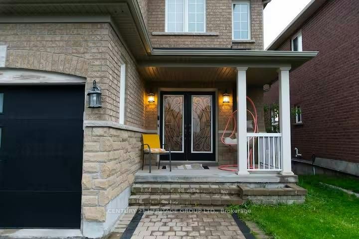 99 Sun King Crescent, Barrie, ON, L4M 7K4 - 2