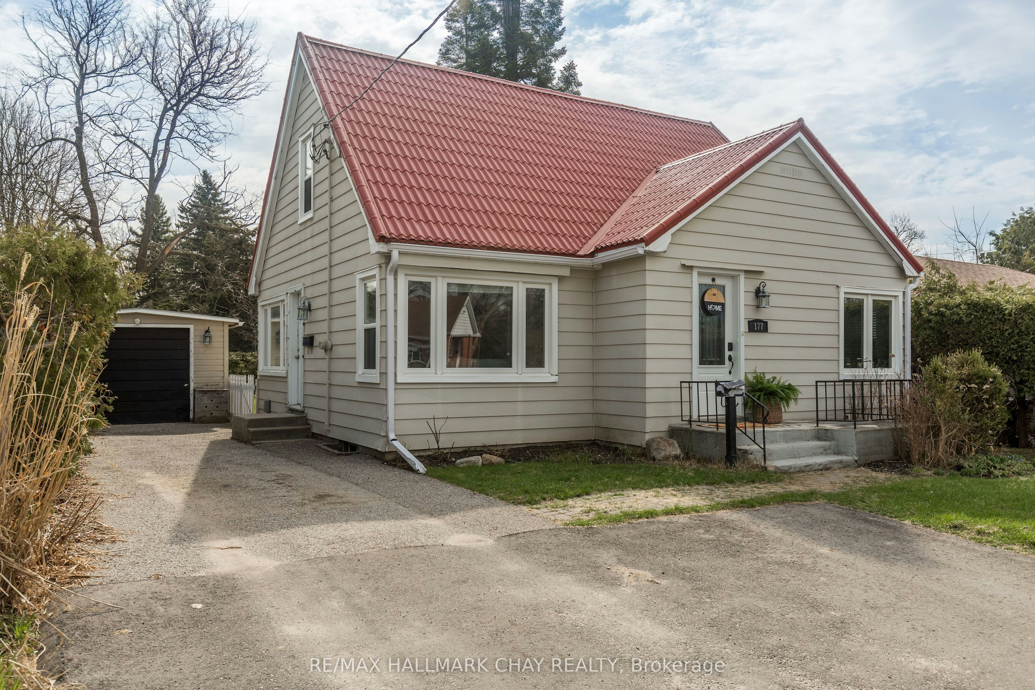 177 Duckworth Street, Barrie, ON, L4M 3W6