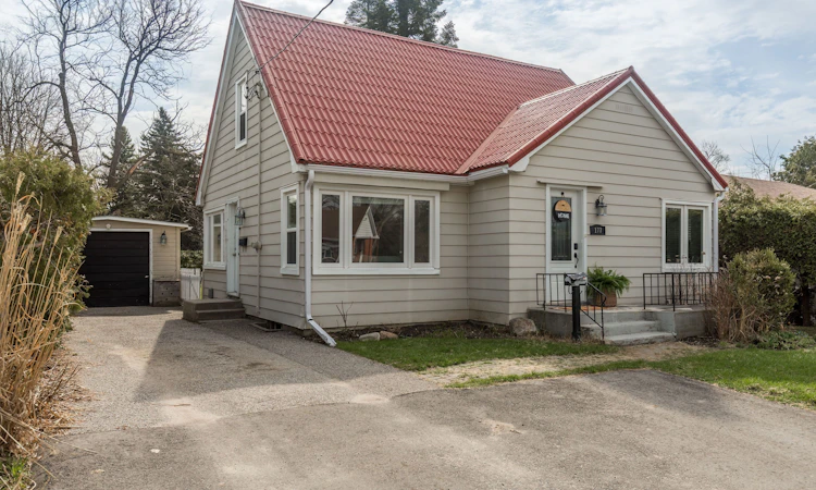 177 Duckworth Street