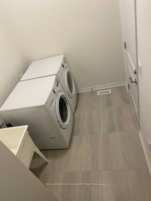49 Phoenix Boulevard, Barrie, ON, L9J 0P7 - 13
