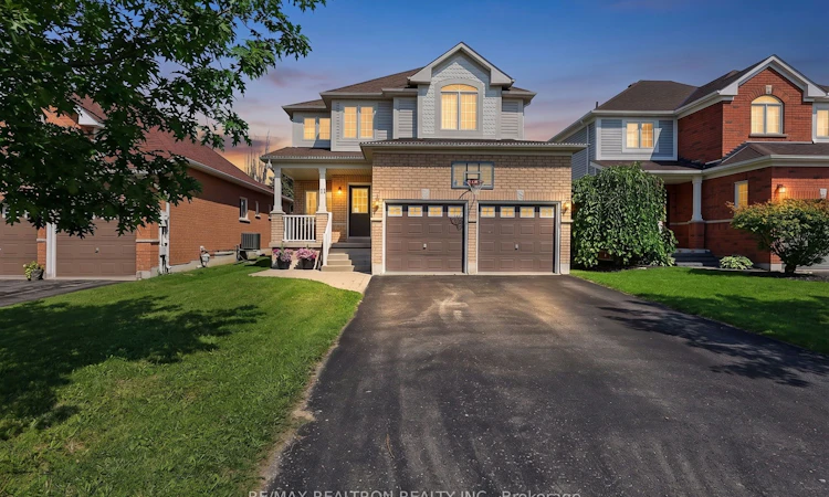 11 Tudor Crescent