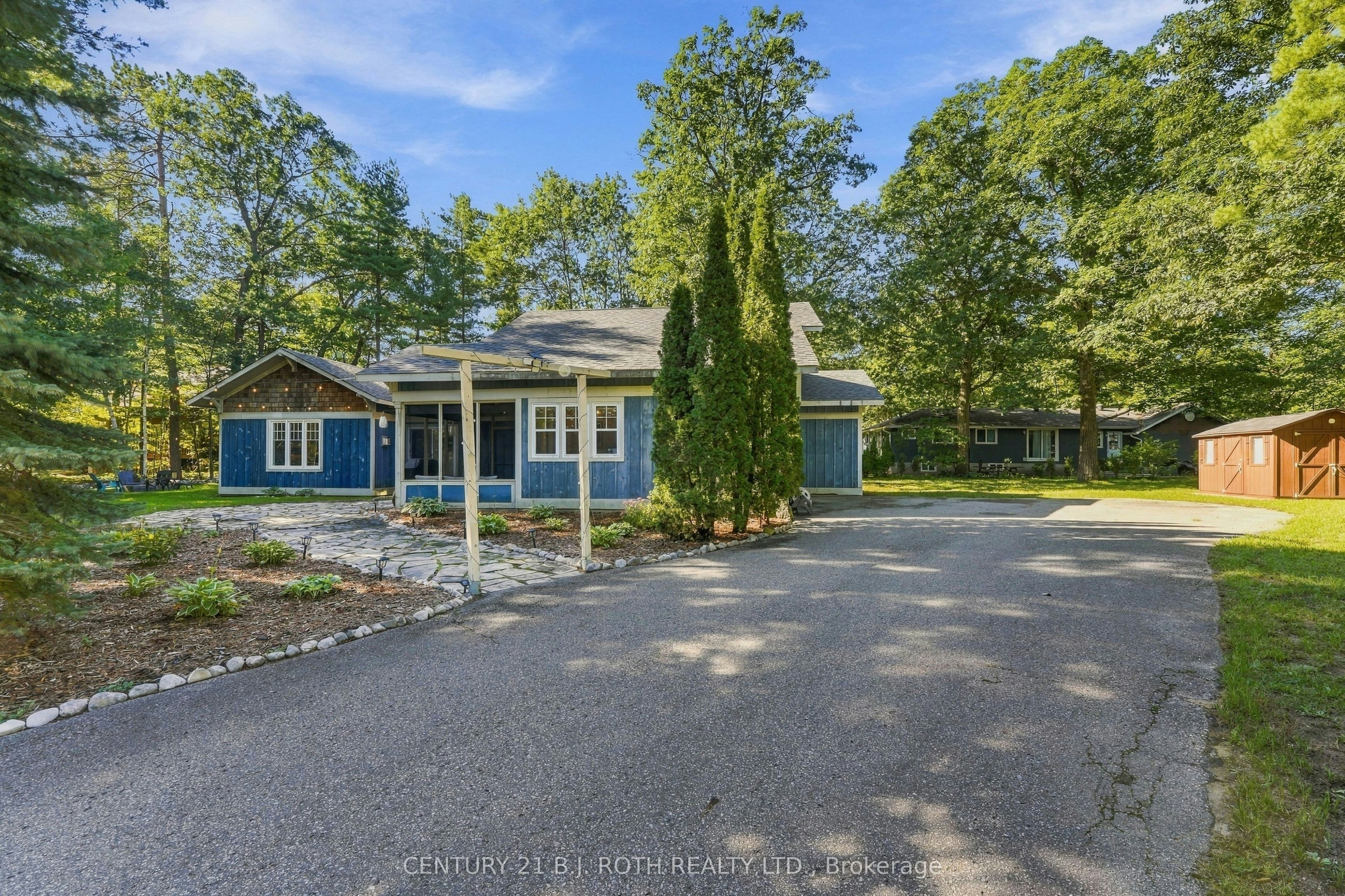 11 Rosemary Road, Tiny, ON, L0L 2T0