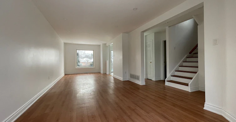 35 Drake Drive, Barrie, ON, L4N 8X4 - 2