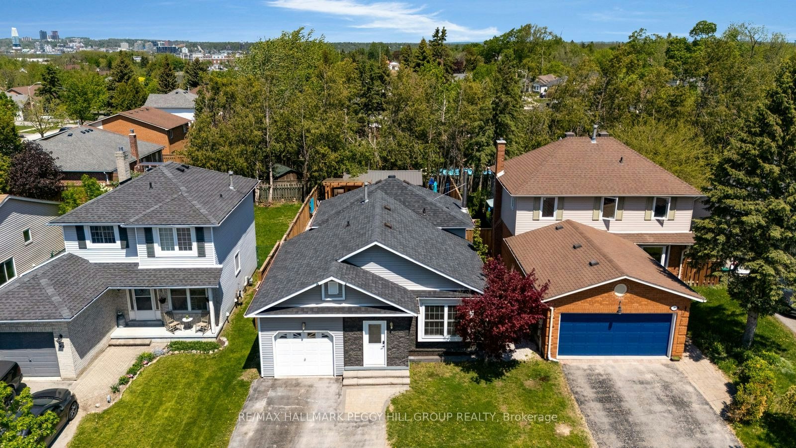 44 Knicely Road, Barrie, ON, L4N 6V3