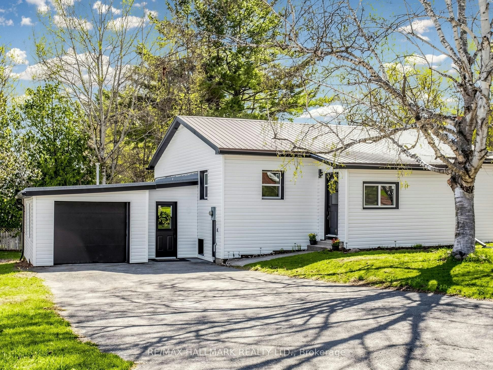 19 Ludlow Street, Midland, ON, L4R 4B7 - 2