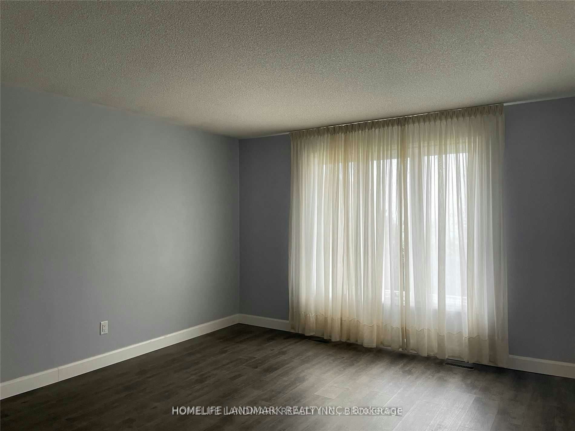 Upper-2 Gibbon Drive, Barrie, ON, L4N 6G3 - 9
