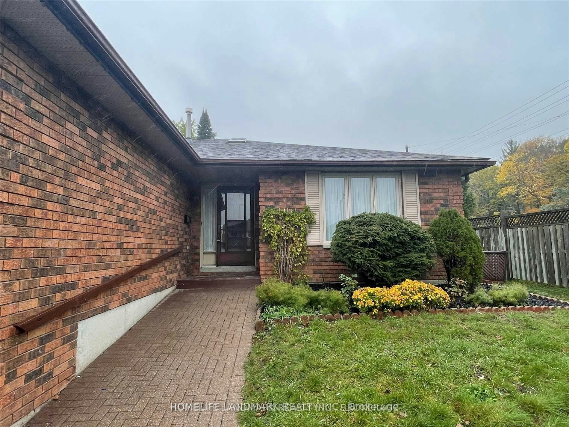 Upper-2 Gibbon Drive, Barrie, ON, L4N 6G3 - 2