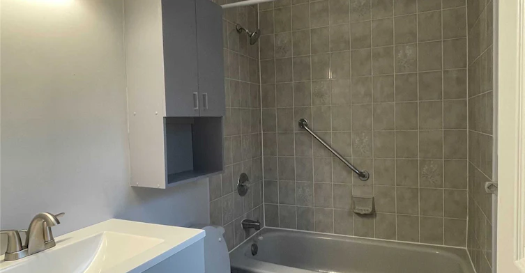 Upper-2 Gibbon Drive, Barrie, ON, L4N 6G3 - 4