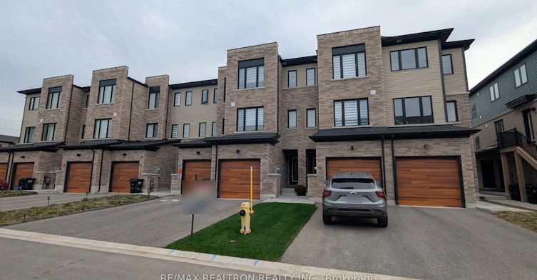 20 Pumpkin Corner Crescent, Barrie, ON, L9J 0T6 - 2