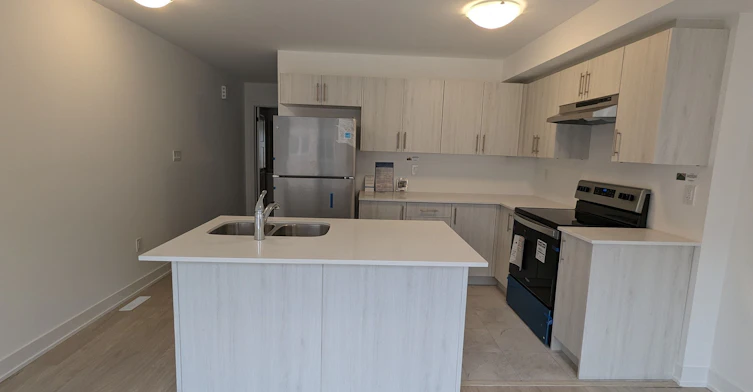 20 Pumpkin Corner Crescent, Barrie, ON, L9J 0T6 - 14