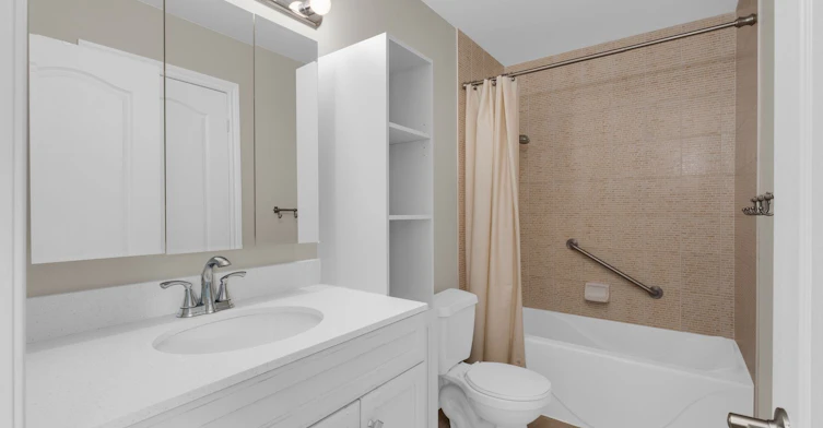 11-125 Huronia Road, Barrie, ON, L4N 4G1 - 11