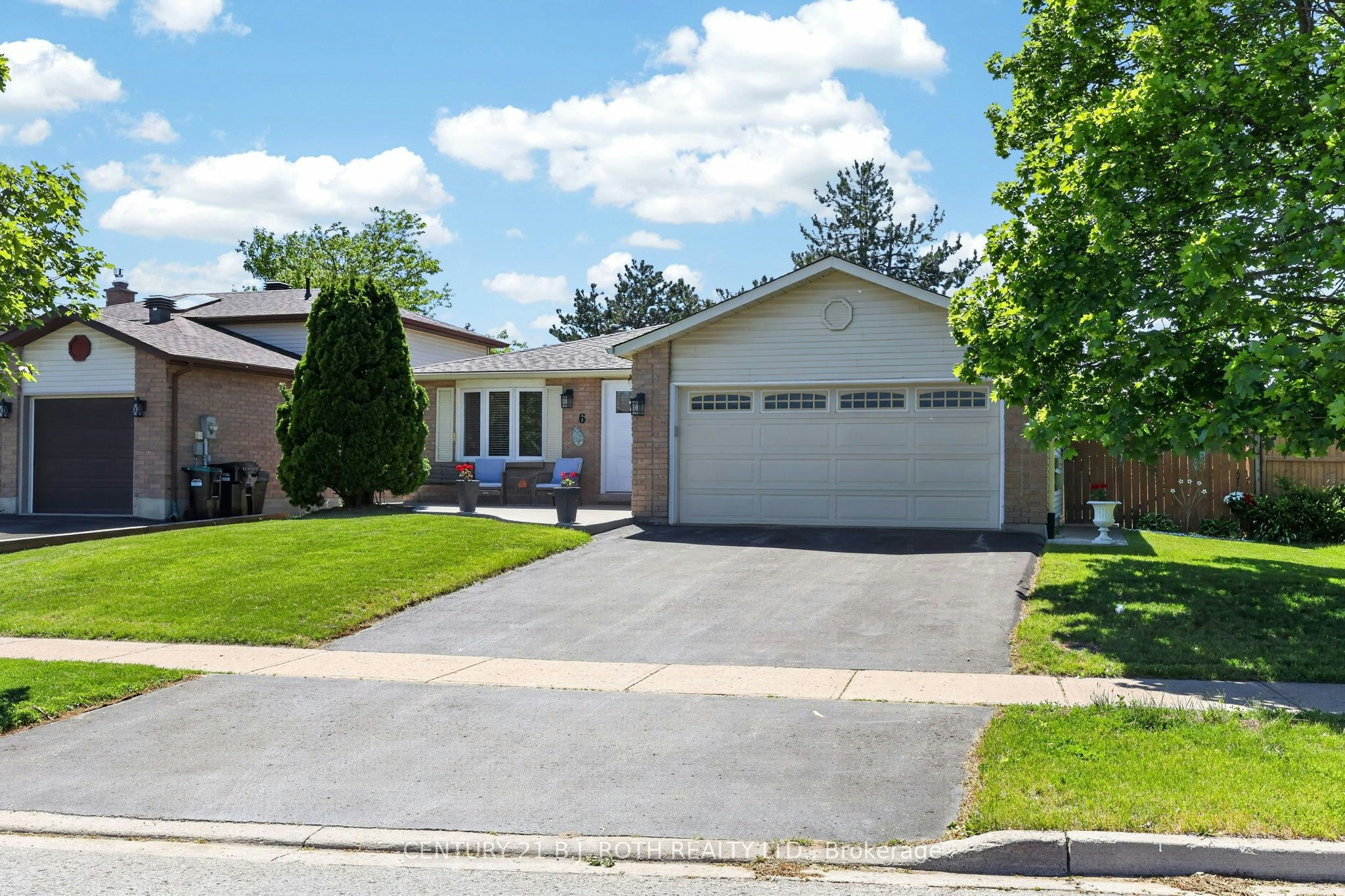 6 Ford Street, Barrie, ON, L4N 5X2