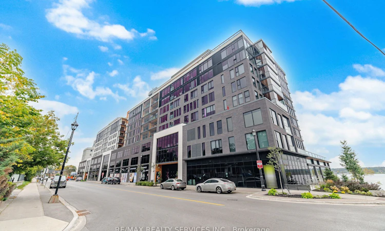 620-185 Dunlop Street E