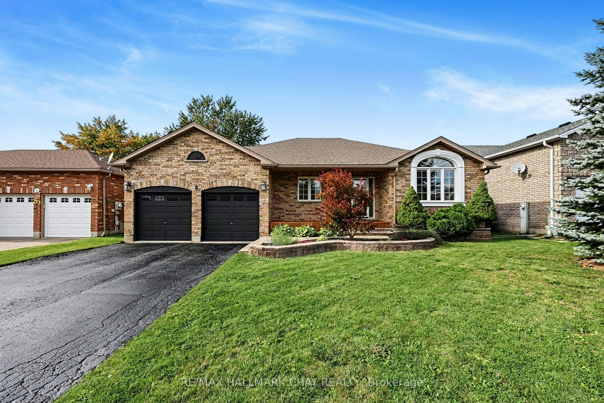 8 Graham Street, Springwater, ON, L0L 1P0