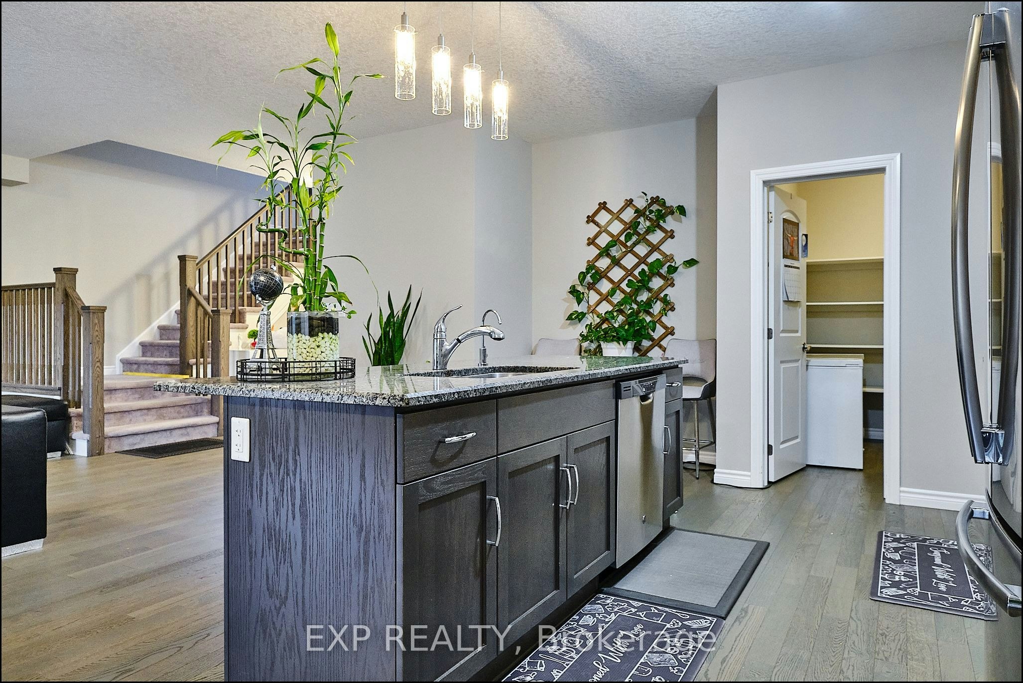 Main-967 Wright Drive, Midland, ON, L4R 0E7 - 4