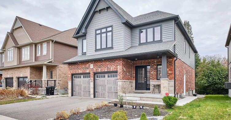 Main-967 Wright Drive, Midland, ON, L4R 0E7