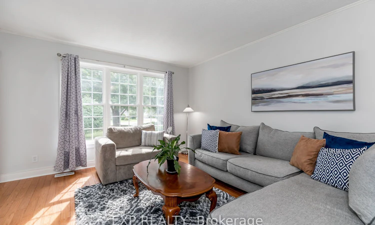 62 Courtice Crescent