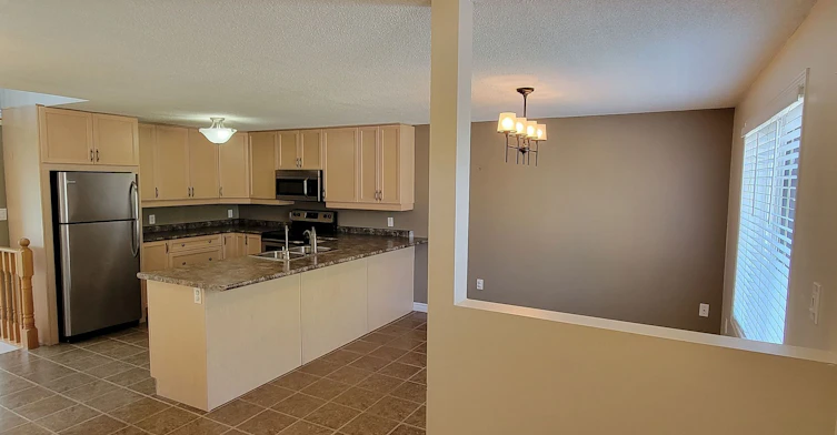 172 Churchland Drive, Barrie, ON, L4N 8N5 - 5