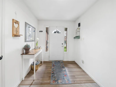 41 Laurentian Lane - 3